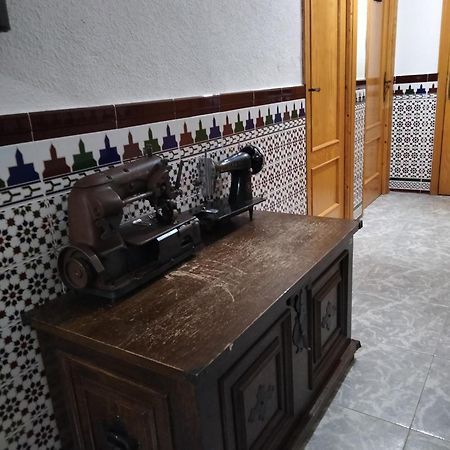 טלברה דה לה ריינה Hostal Restaurante El Labrador מראה חיצוני תמונה