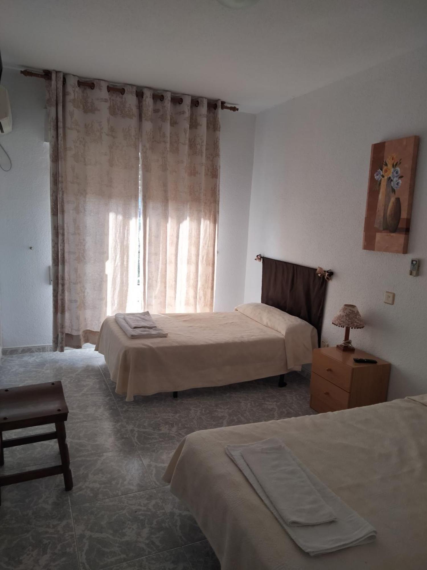 טלברה דה לה ריינה Hostal Restaurante El Labrador מראה חיצוני תמונה
