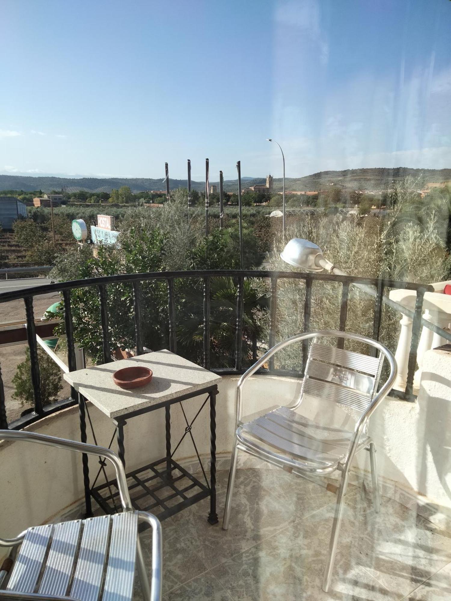 טלברה דה לה ריינה Hostal Restaurante El Labrador מראה חיצוני תמונה